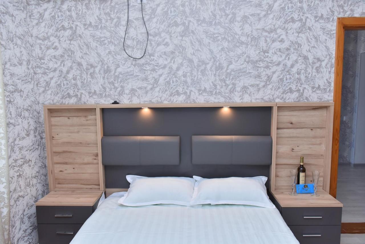 אקטוב Hotel Fresh מראה חיצוני תמונה